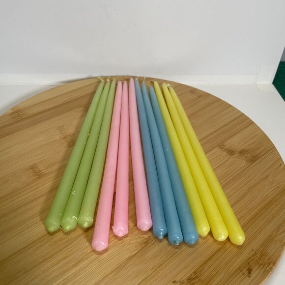 Williams Sonoma Easter Tiny Tapers Candle Pastel Colors Twelve 10 Inch USA Made - Picture 6 of 7
